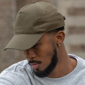 Caps med og uden logo