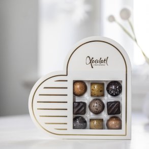Hvid hjerte fyldt chokolade - 9 stk