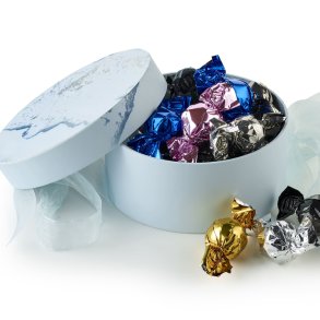 Hatte�ske - Mixede chokoladekugler- Lysebl� marmor