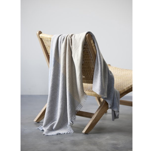 Sdahl plaid - Merino uld - gr - 130 x 200 cm.