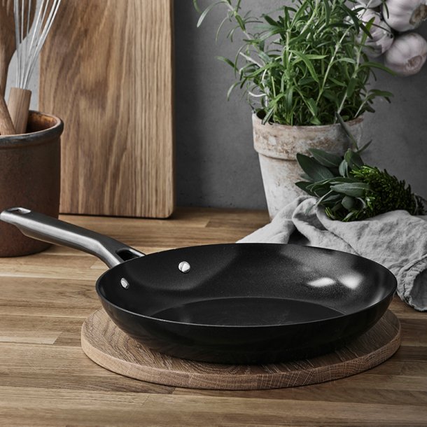 Pillivuyt Gourmet Blavet Stegepande Dia 28 cm Black
