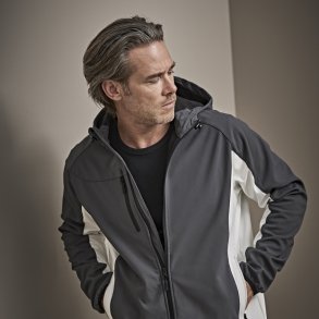 Hooded letv�gts softshell jakke 