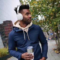 Soundpro RCS ANC hovedtelefoner af genanvendt plast