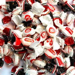 Twistede bolsjer med logo