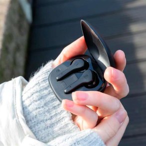 Urban Vitamin Byron retelefoner